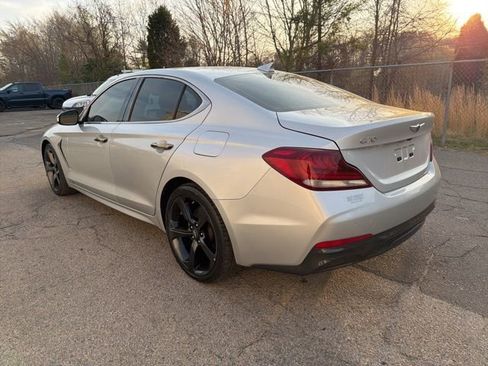 Used 2019 Genesis G70 2.0T Advanced w/ Sport Package image 4
