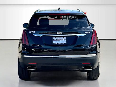 Used 2025 Cadillac XT5 Luxury w/ LPO, Floor Liner Package AWD/4WD image 6