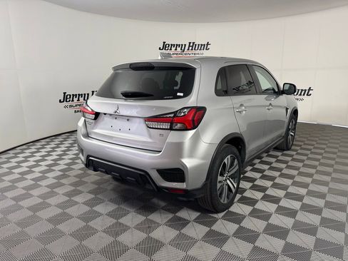 Used 2024 Mitsubishi Outlander Sport SE image 8