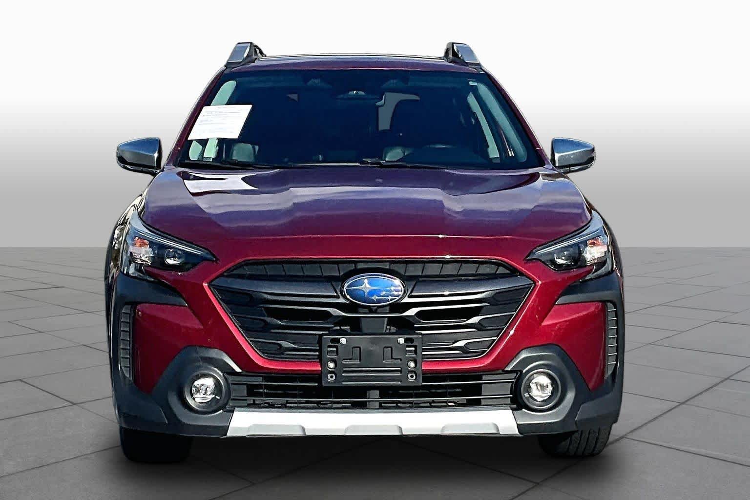 Used 2023 Subaru Outback Touring AWD/4WD image 4
