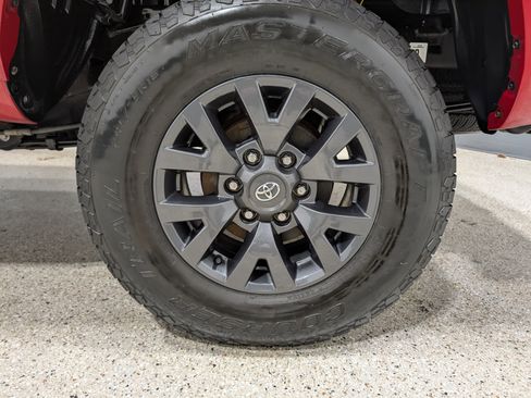 Used 2023 Toyota Tacoma SR5 image 11