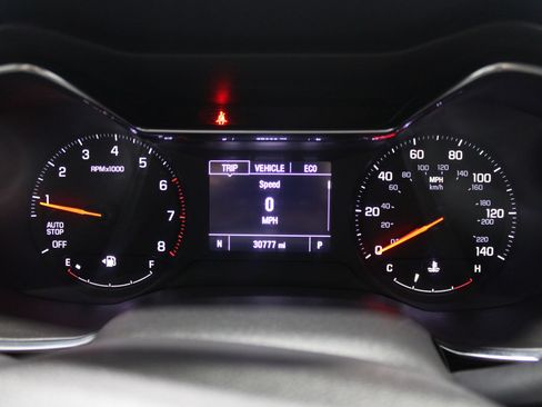 Used 2023 Chevrolet TrailBlazer LT FWD image 31