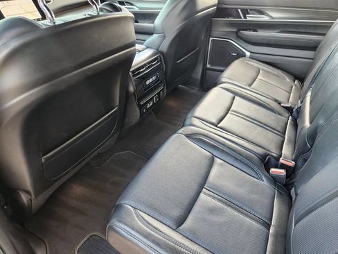 Certified 2024 Jeep Wagoneer L Series II RWD image 29