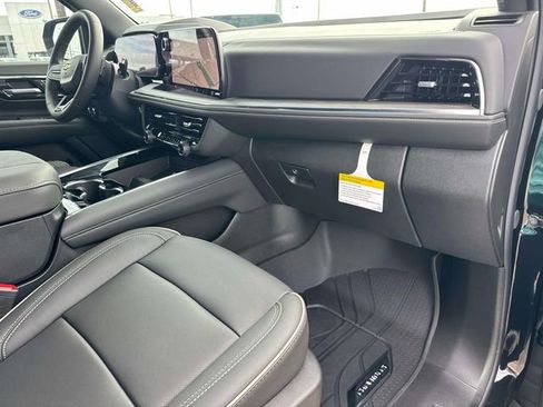 New 2026 Chevrolet Tahoe Premier RWD image 19