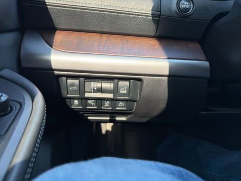 Used 2019 Subaru Outback 2.5i Limited w/ Popular Package #2 image 20