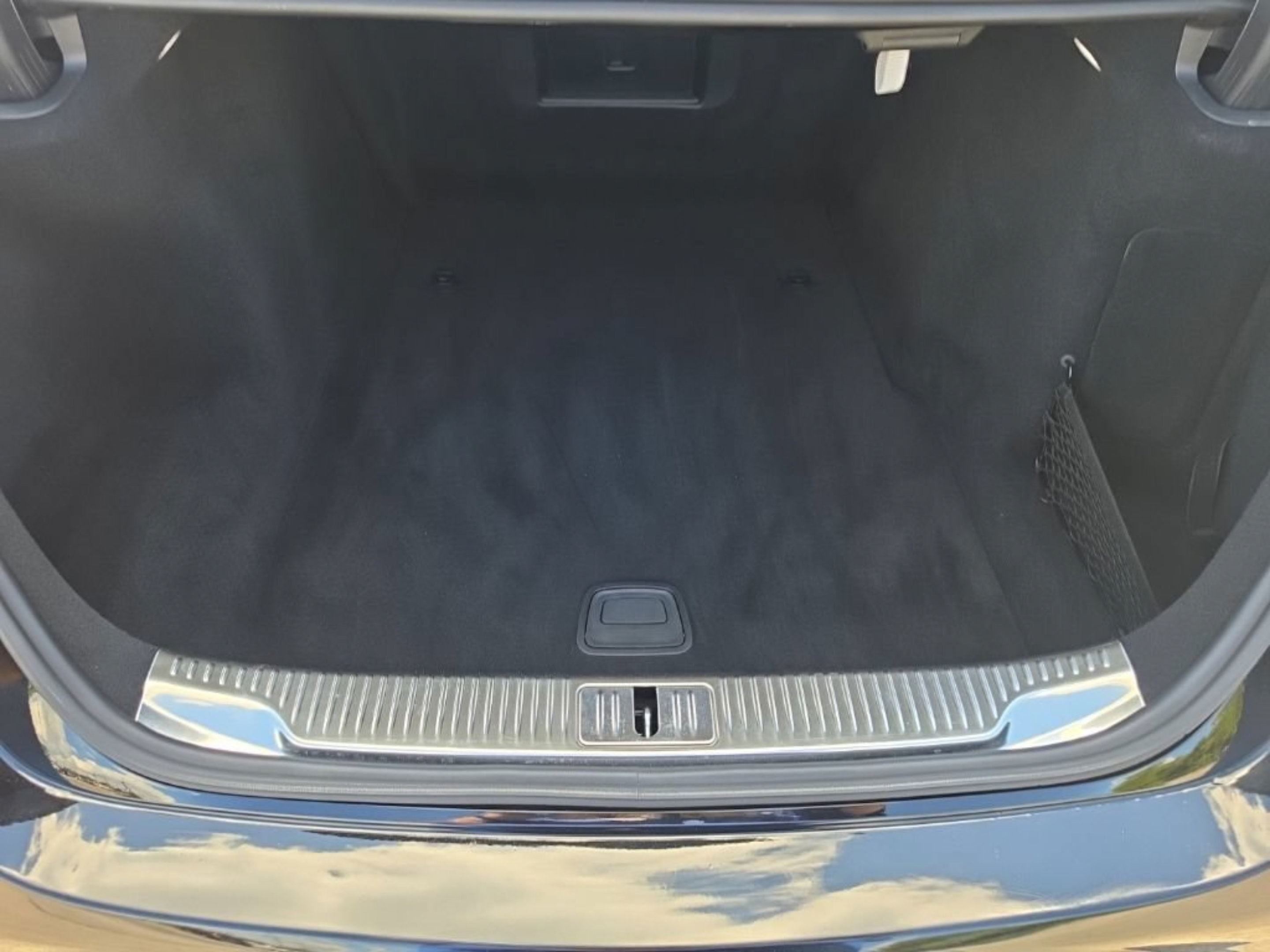Used 2023 Mercedes-Benz S 500 4MATIC image 11