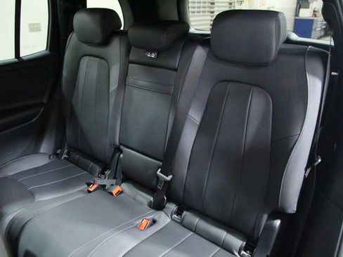Certified 2025 Mercedes-Benz GLB 250 4MATIC image 32