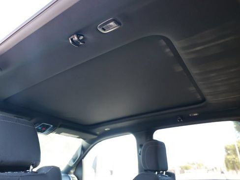 New 2026 RAM 1500 4x4 Crew Cab image 33