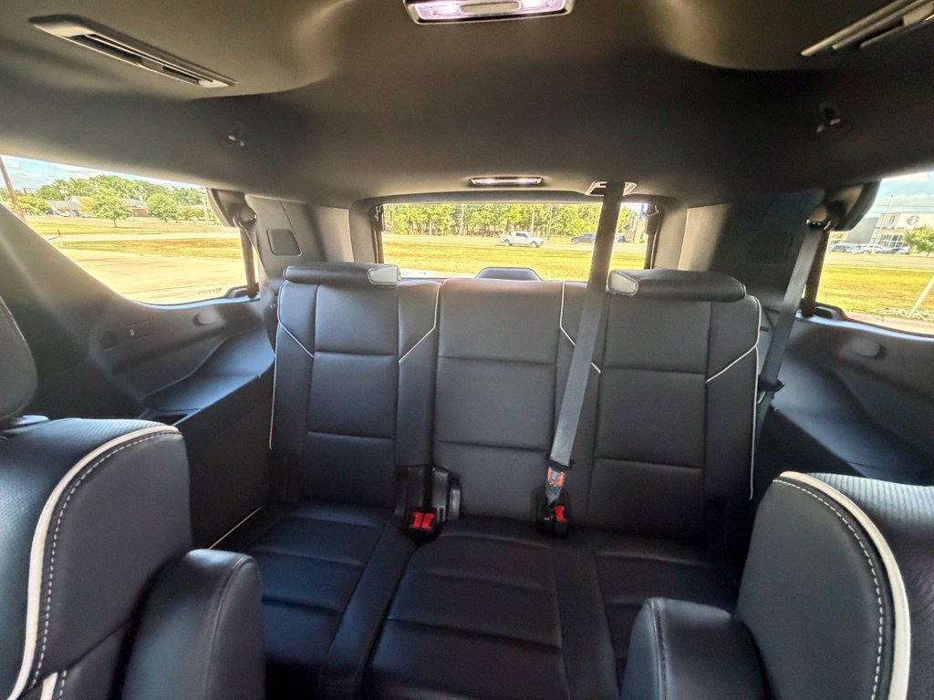 Used 2023 Cadillac Escalade Premium Luxury w/ Performance Package RWD image 18