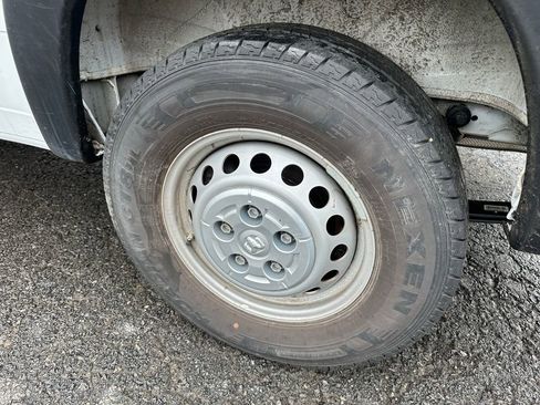 Used 2025 RAM ProMaster 3500 w/ Convenience Group image 16