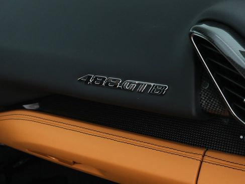 Used 2018 Ferrari 488 GTB image 20