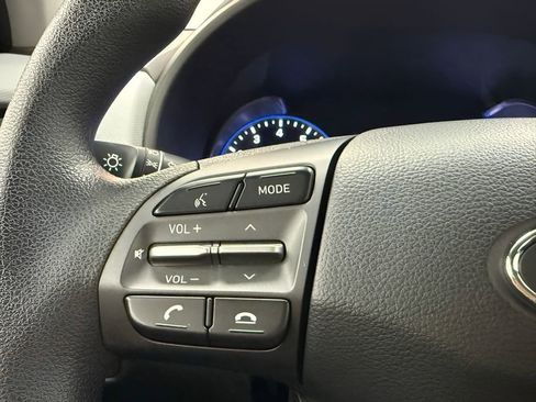 Used 2019 Hyundai Kona SE image 17