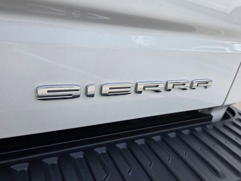 Used 2024 GMC Sierra 1500 Denali AWD/4WD image 19