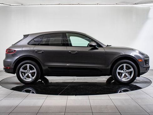 Used 2017 Porsche Macan image 9