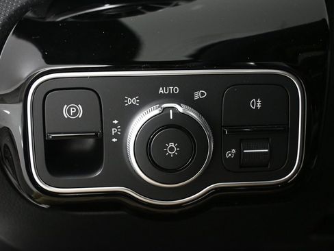 New 2026 Mercedes-Benz CLA 250 image 9