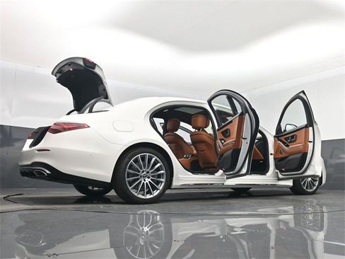 Used 2022 Mercedes-Benz S 500 4MATIC image 66