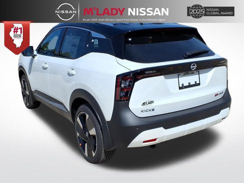 New 2026 Nissan Kicks SR w/ SR Premium Package image 4