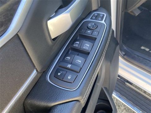 Used 2024 RAM 3500 Big Horn image 21