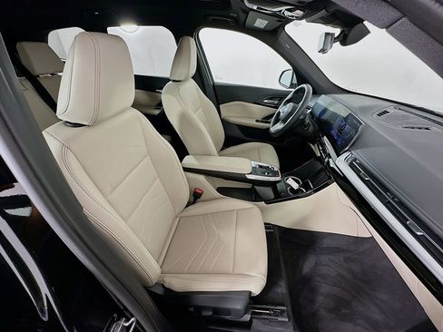 Used 2024 BMW X1 xDrive28i w/ Convenience Package image 28