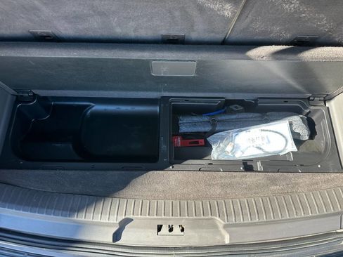 Used 2019 Ford Expedition Limited w/ Equipment Group 301A image 18