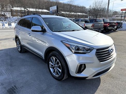 Used 2017 Hyundai Santa Fe SE w/ SE Premium Package 02 image 10