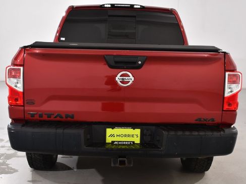 Used 2019 Nissan Titan S AWD/4WD image 13