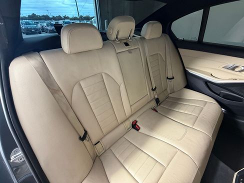 Used 2020 BMW 330i Sedan w/ Convenience Package RWD image 34