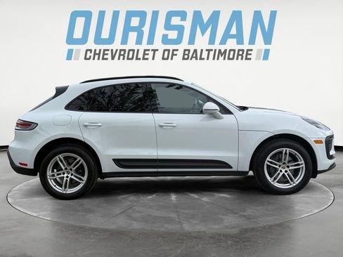 Used 2022 Porsche Macan image 7