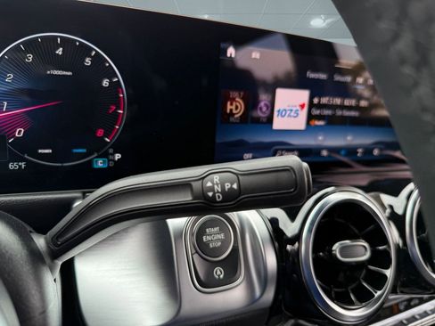 New 2026 Mercedes-Benz GLB 250 image 14