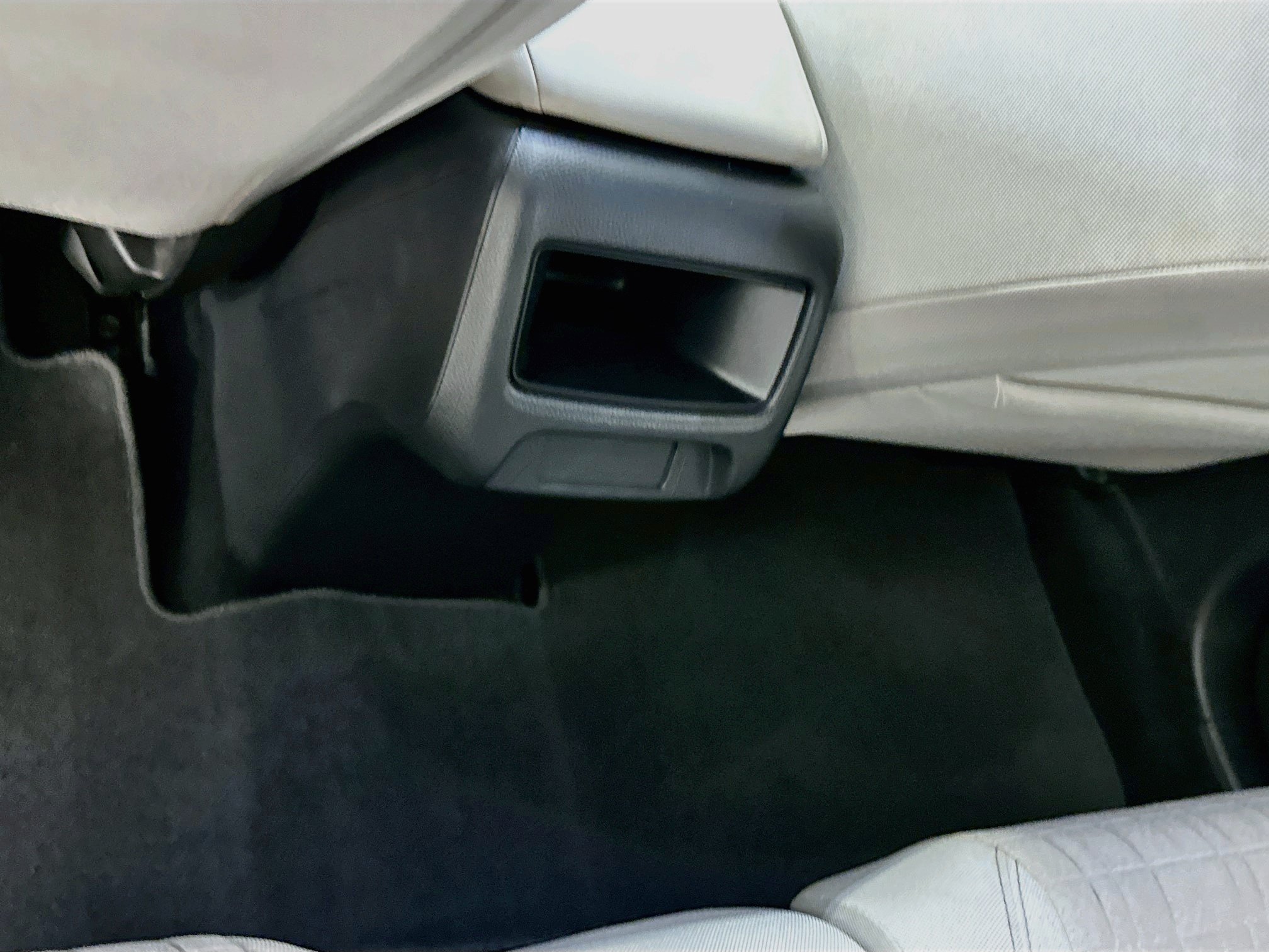 Used 2024 Honda HR-V LX image 27