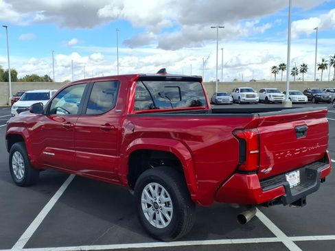 Certified 2025 Toyota Tacoma SR5 image 6
