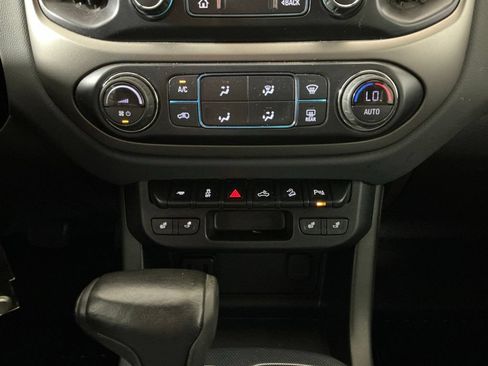 Used 2019 Chevrolet Colorado Z71 RWD image 10
