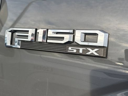 Used 2020 Ford F150 XL w/ Equipment Group 101A Mid AWD/4WD image 4