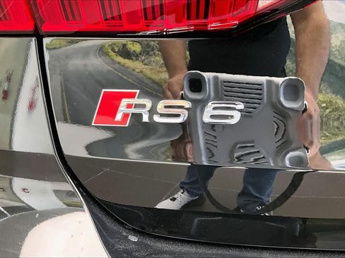 Certified 2025 Audi RS 6 performance image 31
