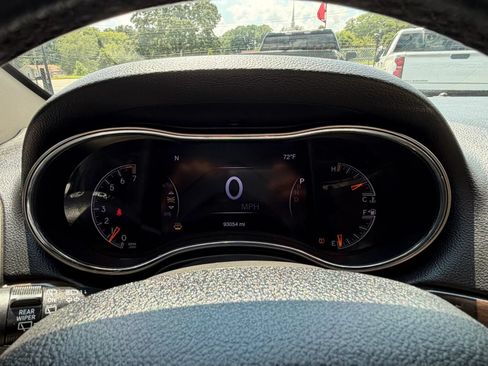 Used 2018 Jeep Grand Cherokee Limited RWD image 25