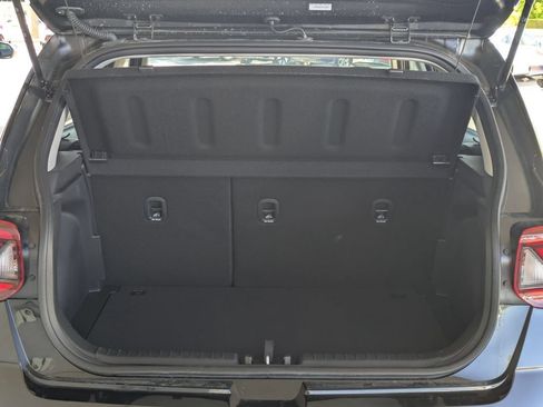 New 2026 Hyundai Venue SE FWD image 12