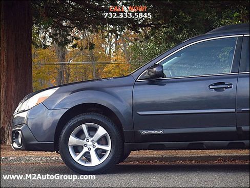 Used 2013 Subaru Outback 2.5i Limited w/ Moonroof Pkg image 30
