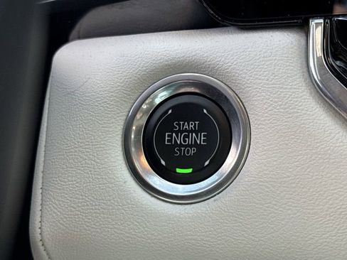 Used 2024 GMC Canyon AT4X image 19