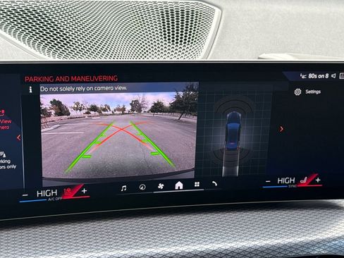 Certified 2025 BMW i4 xDrive40i w/ M Sport Package image 24