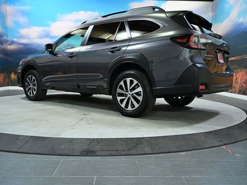 Certified 2025 Subaru Outback Premium image 6