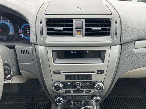 Used 2012 Ford Fusion S image 13