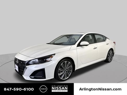 Used 2024 Nissan Altima 2.5 SL FWD image 1