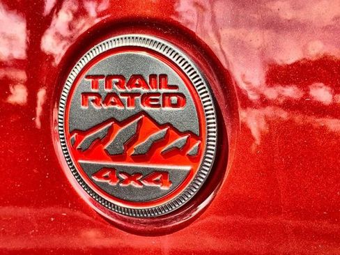 Used 2022 Jeep Wrangler Unlimited Rubicon w/ Cold Weather Group AWD/4WD image 43