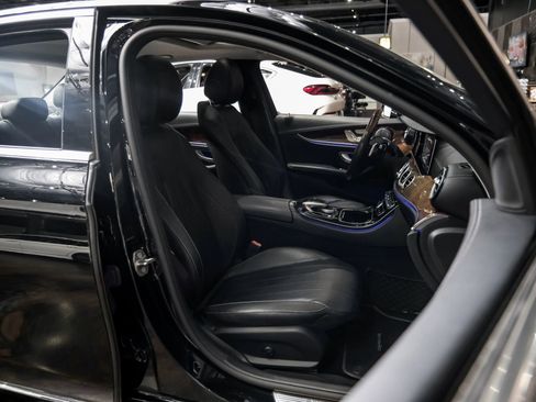Used 2017 Mercedes-Benz E 300 image 33