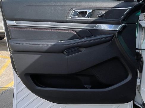 Used 2016 Ford Explorer Sport w/ Equipment Group 401A image 39