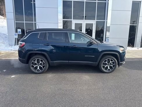New 2026 Jeep Compass Limited AWD/4WD image 7