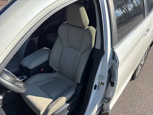 Certified 2024 Subaru Ascent Premium w/ Convenience Package image 2