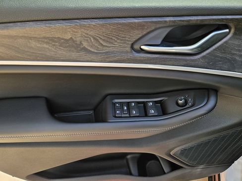 New 2026 Jeep Grand Cherokee Altitude RWD image 14