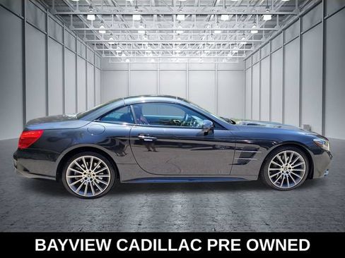 Used 2018 Mercedes-Benz SL 550 w/ Driver Assistance Package image 7