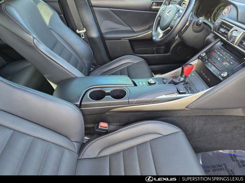Used 2018 Lexus IS 300 image 30